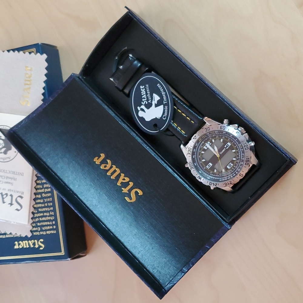 Gorgeous Authentic Stauet Centurion Hybrid Chronograph Men's Watch